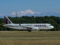 Qatar Airways, Airbus A320-232(WL), A7-AHY (20316329491).jpg