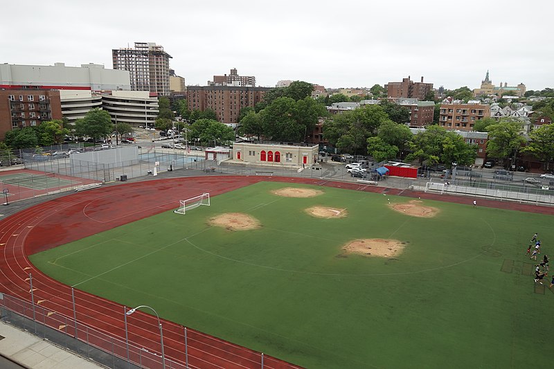 File:Queens Center td (2018-07-25) 02 - Newtown HS Field.jpg