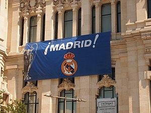 Real Madrid Cf: Lịch sử, Biểu tượng, Sân vận động