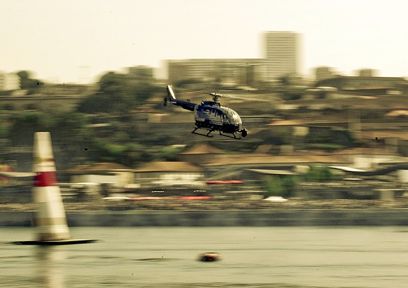 File:Red Bull Air Race 2007 (1297590627).jpg