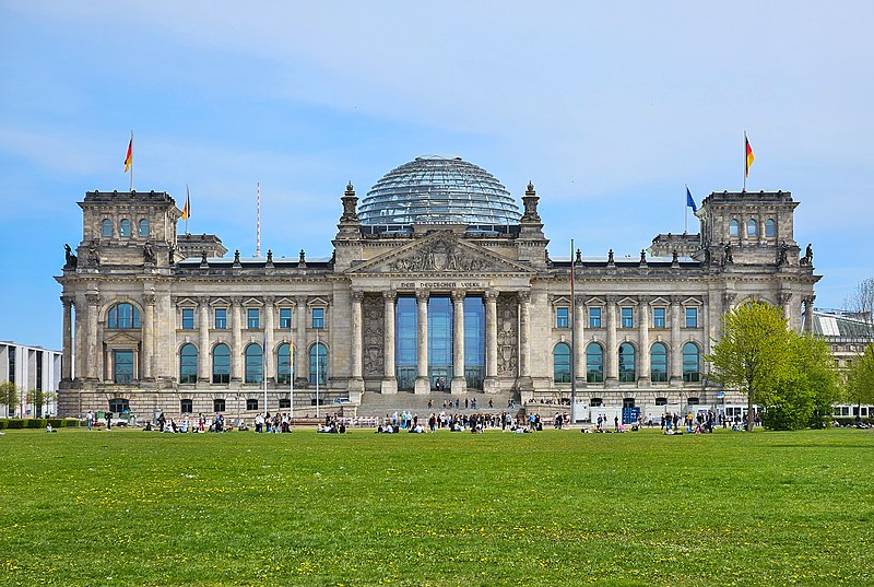 File:Reichstagsgebäude 2023.jpg