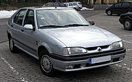 Renault 19 femdørs (1992–1995)