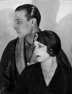 Rudolph Valentino: Leben, Falschschreibungen, Filmografie