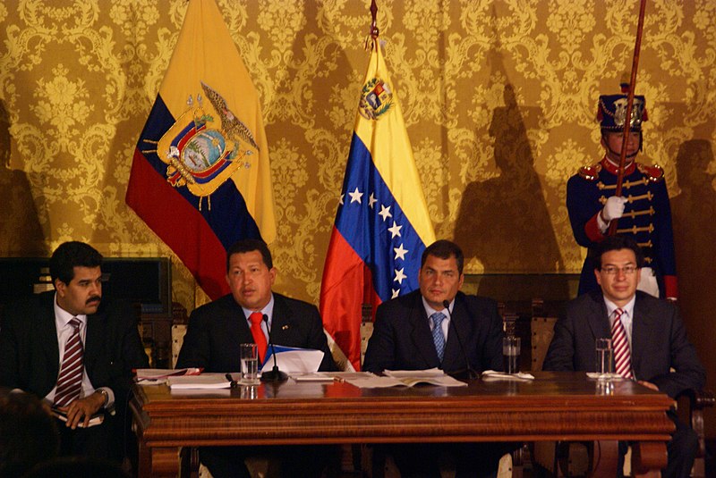 File:Rueda de Prensa en Carondelet ofrecida por los Mandatarios de Ecuador y Venezuela (3563201552).jpg