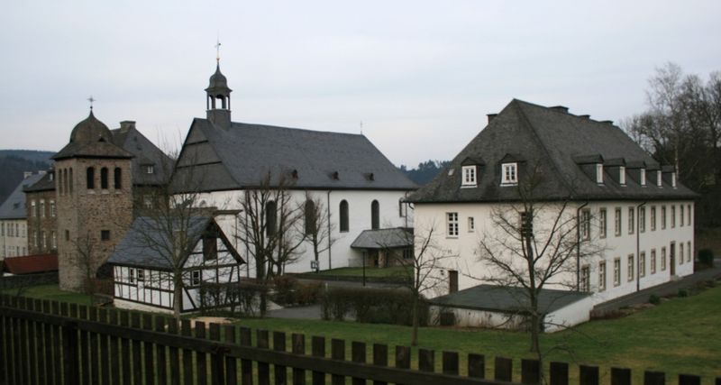 File:Rumbeck-Kloster1-Bubo.JPG