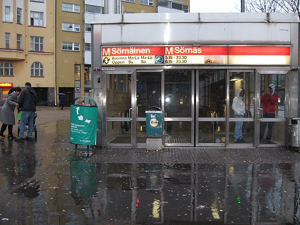 The Sörnäinen metro station is located at the Sörnäinen curve, at an intersection point of public transport.