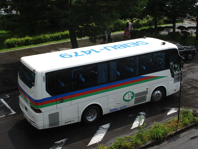 File:Seibukogen Bus 1479 roof.jpg