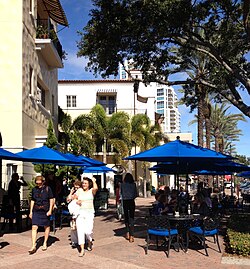 Beach Drive, St. Petersburg, Florida St petersburg florida downtown.JPG