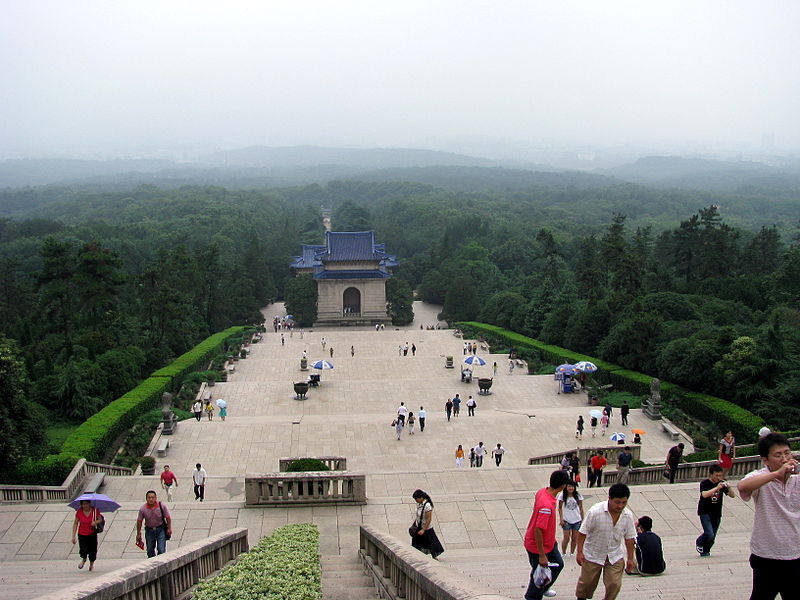 File:Sun Yat-sen Mausoleum, Nanjing (2789677299).jpg