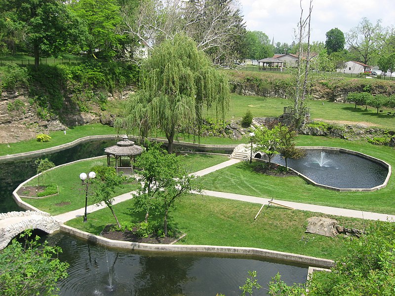 File:Sunken Gardens in Huntington comprehensive from southwest.jpg