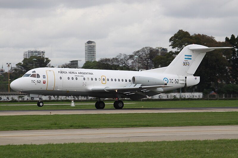 File:TC-52 Fokker 28 Fuerza Aerea Argentina (8164032595).jpg