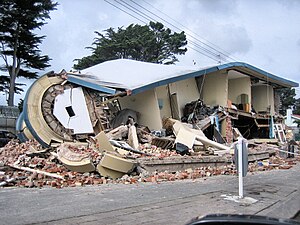 TJs Kazbah North New Brighton, Christchurch following Feb 2011 quake.jpg