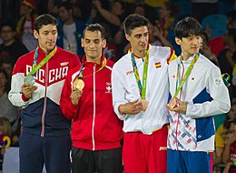 Taekwondo aux Jeux Olympiques 2016, podium 68 kg hommes.jpg