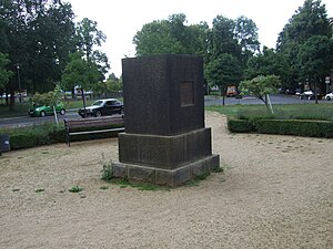 Oder Liste Abgegangener Denkmäler In Frankfurt: Denkmal für Leopold von Braunschweig und Lüneburg, Grabdenkmal für Christian Wilhelm Spieker, Grabdenkmal für Gottfried Piefke