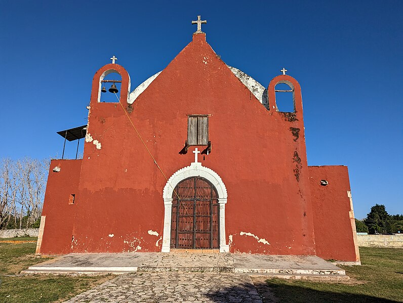 File:Templo de San Luis.jpg