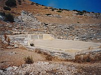 Αρχαίο μεταλλευτικό "πλυντήριο" δίπλα από το θέατρο του Θορικού.