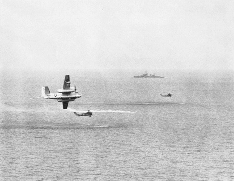 File:US Navy aircraft and a destroyer during an anti-submarine exercise in 1962.jpg