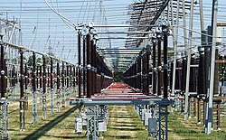 Umspannwerk-Pulverdingen 380kV-Trennschalter.jpg