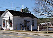A U.S. Post Office at Vaucluse, South Carolina, in January 2007. This and two adjacent buildings appear on the 1904 Sanborn Fire Insurance map VaucluseSC PostOffice.jpg