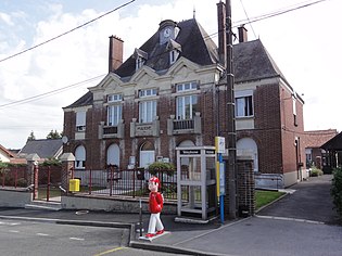 Villequier-Aumont (Aisne) mairie.JPG