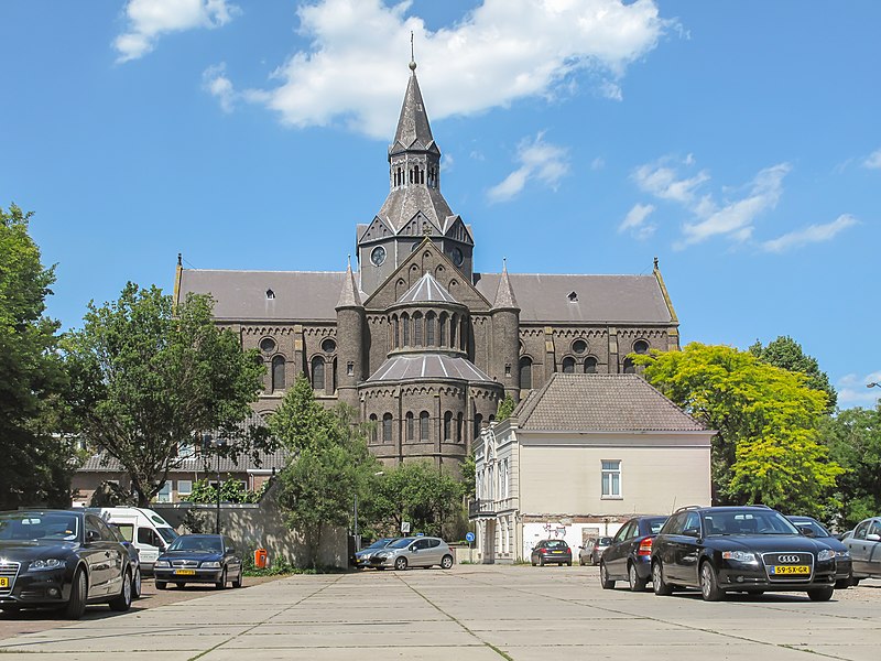 File:Vught, kerk1 foto4 2011-05-30 13.35.JPG