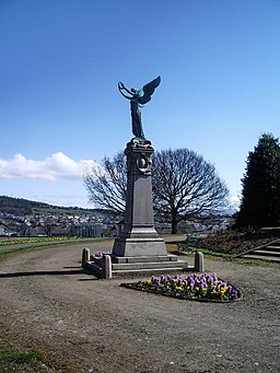 War Memorial, Castle Park - geograph.org.uk - 803331