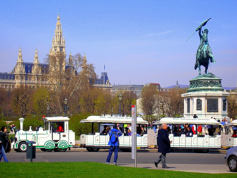 File:Wien10Hofburg4.jpg