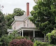 The William A. Hall House was built in 1890–92 in the Colonial Revival style. It is now the Readmore Inn. (2013)