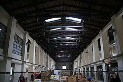 L'intérieur du marché.
