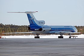 Туполев Ту-154 83A588, Ханты-Мансийск RP18843.jpg