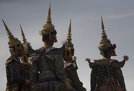 ไฟล์:นายกรัฐมนตรี_เป็นประธานเปิดงานชุมนุมลูกเสือคาทอลิกโลก_-_Flickr_-_Abhisit_Vejjajiva_(13).jpg