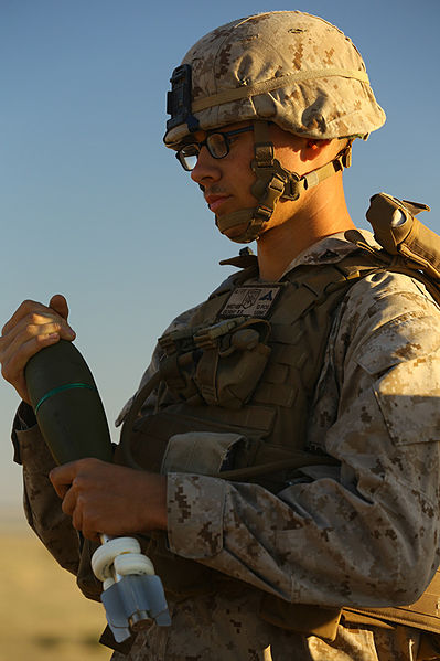 File:11th MEU 141213-M-QH793-254 (15840418600).jpg