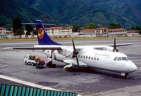 Un ATR 42 de Santa Bárbara Airlines, similaire à celui impliqué dans l'accident