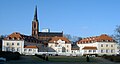 Blick vom Anger nach Norden auf von Martin Kießing konzipierte Wohnhäuser und St. Gertraud