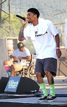 Hodgy actuando en julio de 2011