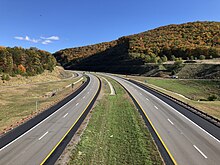 US 48 in Hardy County 2019-10-27 15 02 23 View east along U.S. Route 48 and West Virginia State Route 55 (Corridor H) from the overpass for McCauly Road in Fort Run, Hardy County, West Virginia.jpg