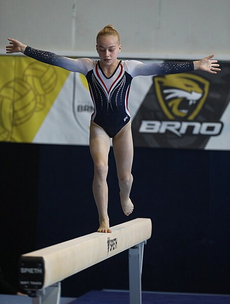 File:2022-11-19 WAG all-around competition II Balance beam at Jan Gajdoš Memorial 2022 (Martin Rulsch) 138.jpg