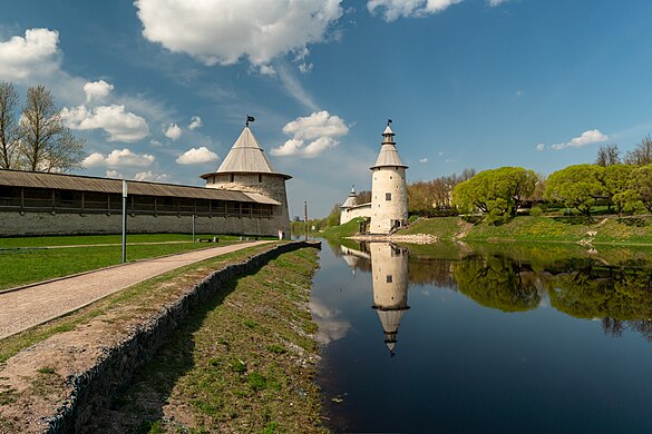 624. Ансамбль Псковского кремля, Псков Автор — Goussew