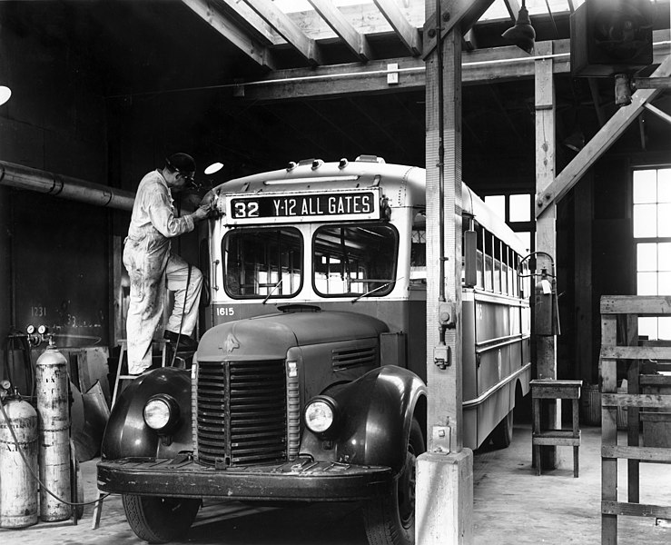 File:AIT bus line welding shop Oak Ridge (7132819619).jpg