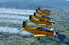 CT/4 Airtrainers of the Red Checkers en echelon Air Force Air Trainers in formation - Flickr - NZ Defence Force.jpg