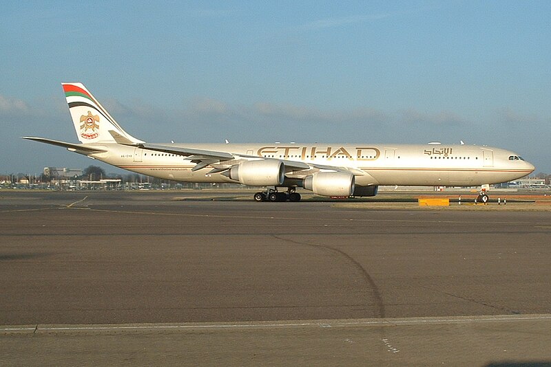 File:Airbus A340 (Etihad) (2453882982).jpg