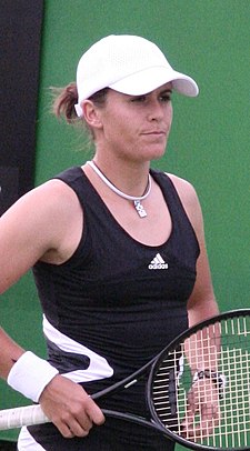 Anabel Medina Garrigues 2007 Australian Open womens doubles R1.jpg