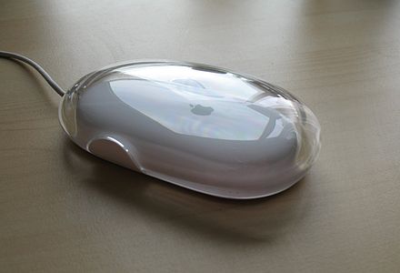 Apple-pro-mouse1.jpg
