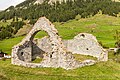 Ardez Kasteelruïne. Een deel van de kasteelruïne op het plateau van de Steinsberg.