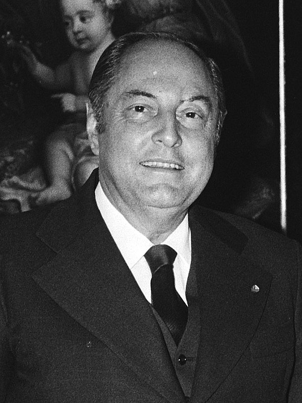 Image: Aureliano Chaves (1982)