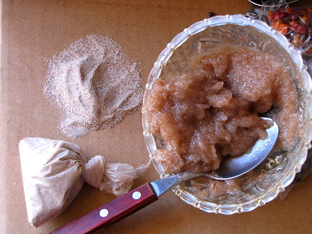 Lalo body scrub