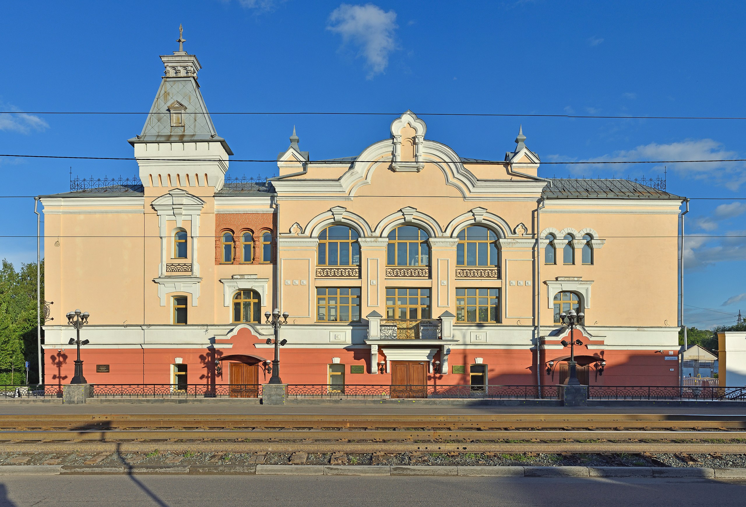 Улица ползунова барнаул. Здание государственной филармонии в Барнауле. Филармония Алтайского края. Филармония Алтайского края Барнаул, Ползунова, 35.