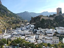 File:Barrio_antiguo_II_-_Cazorla.JPG