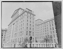 Bellevue hospital 1950.jpg