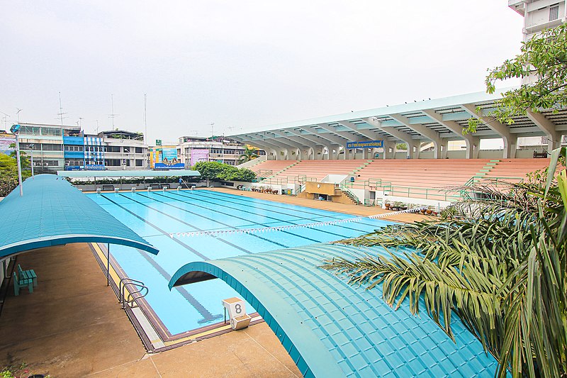 File:Benchamaracharungsarit School Swimming Pool.jpg